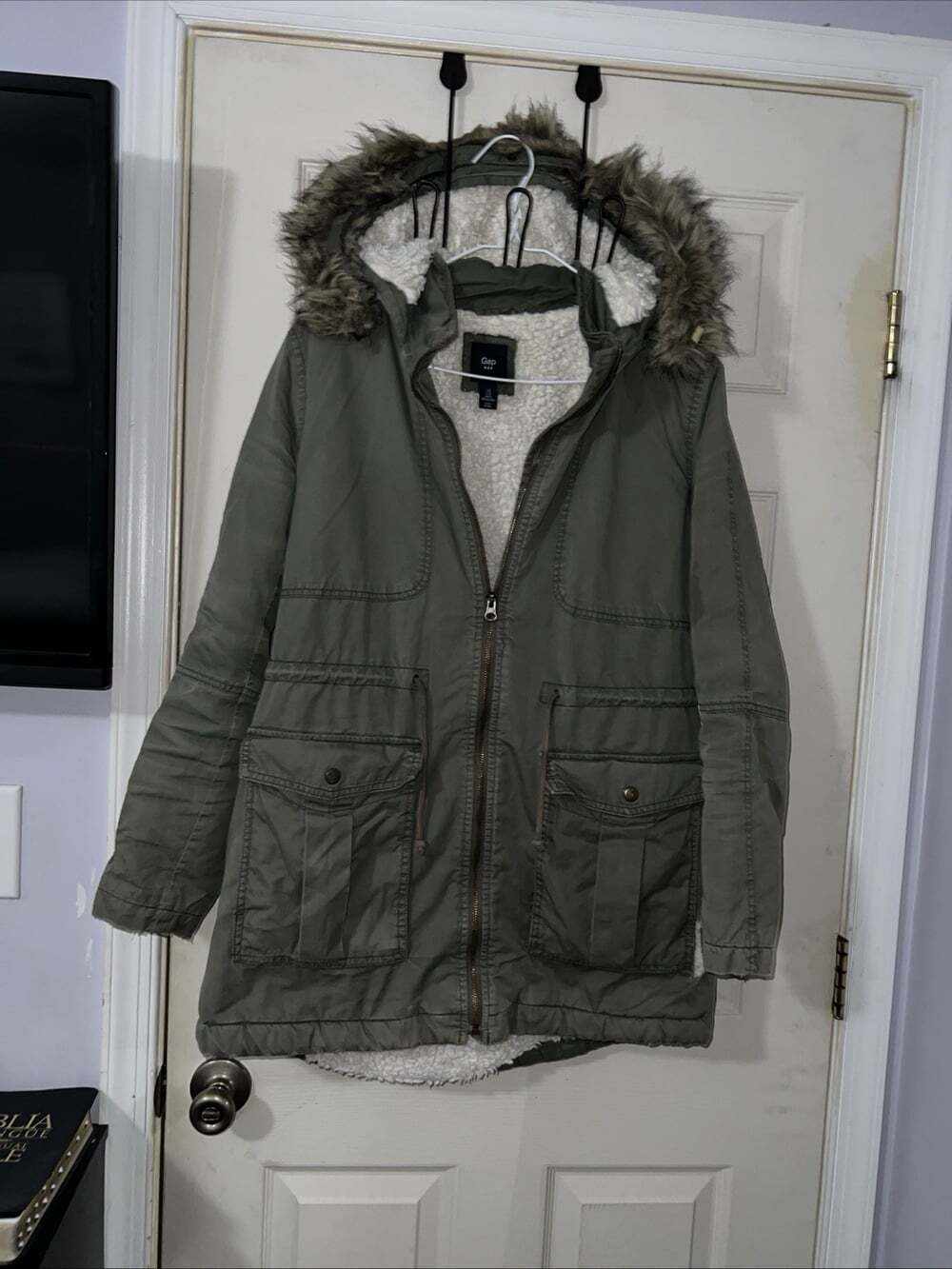 Gap Military Utility Army Field Jacket Sherpa Parka Fur Hood OD Green Wmn Medium